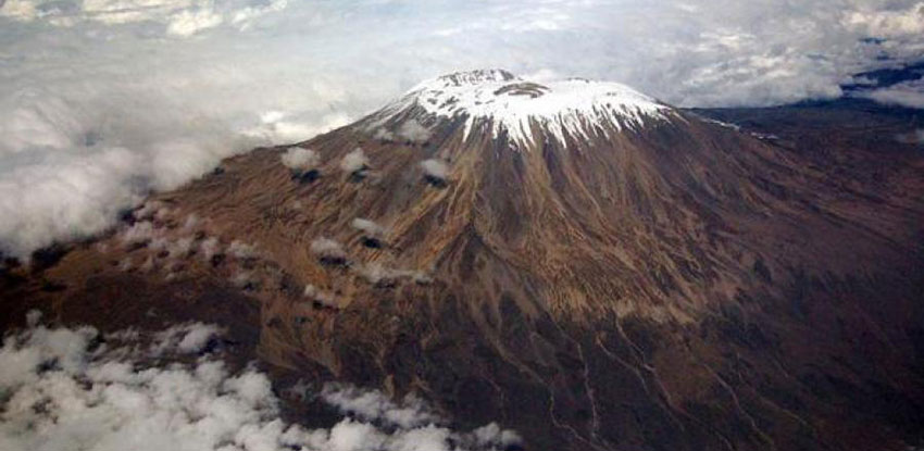 kilimancaro vulkanı harada yerləşir